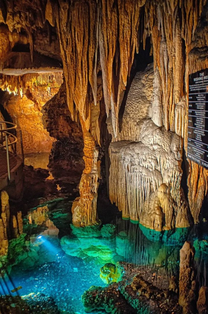 غارهای لوری . Luray Caverns