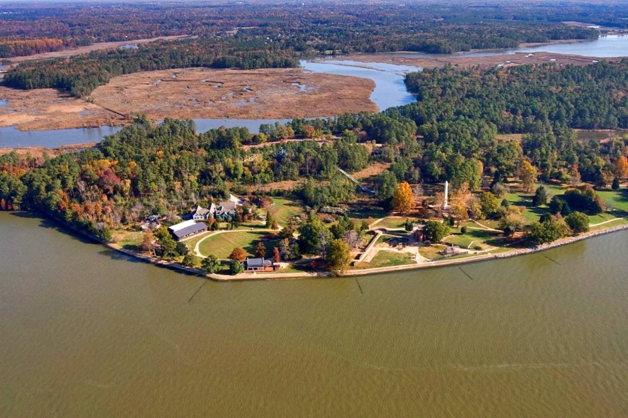 جیمزتاون تاریخی . Historic Jamestowne