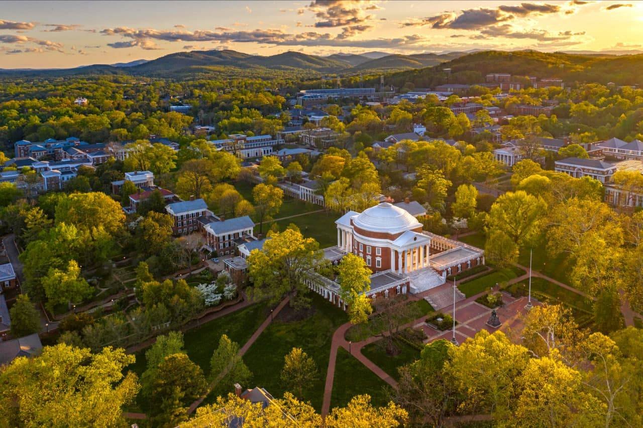 روتوندا دانشگاه ویرجینیا . University of Virginia Rotunda