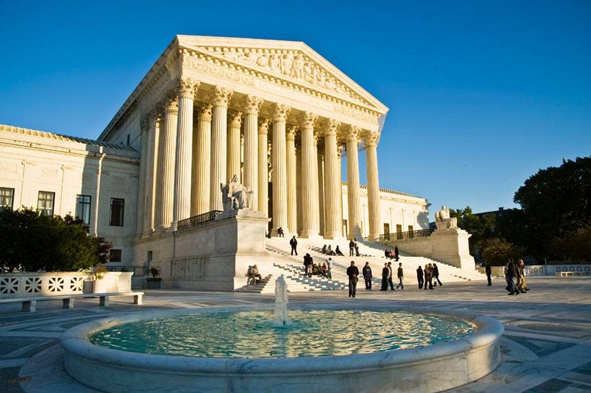 دیوان عالی آمریکا . U.S. Supreme Court