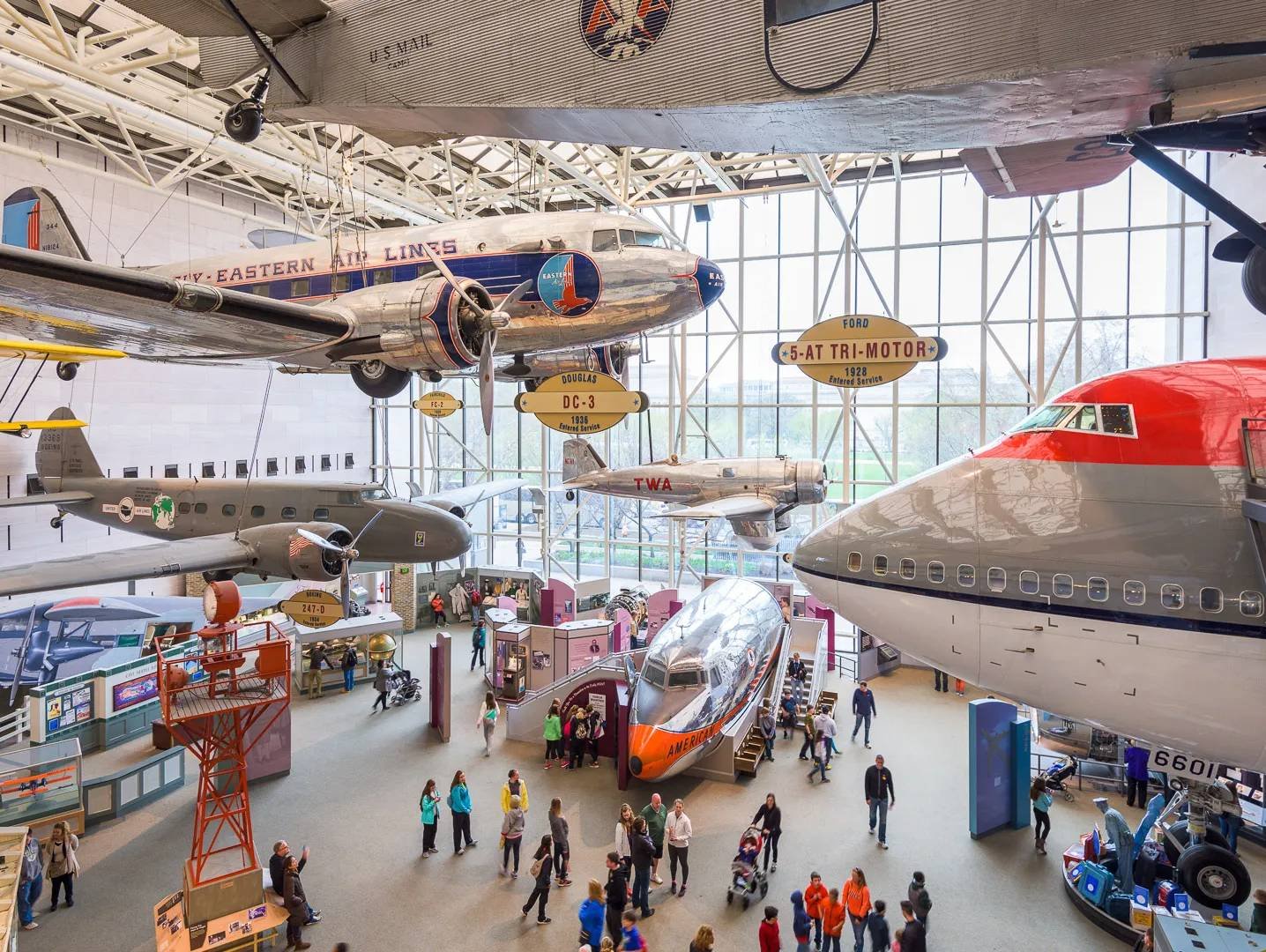 موزه ملی هوا و فضا . National Air and Space Museum