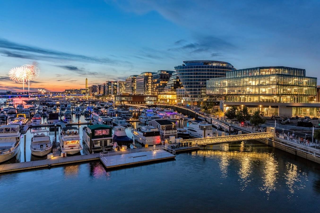 اسکله وارف واشنگتن . The Wharf DC