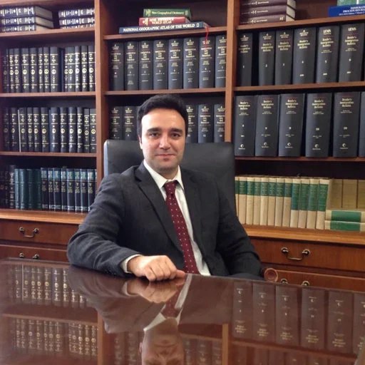 منصور عیوضی | Mansoor Eyvazi – Persian Attorney in McLean, VA