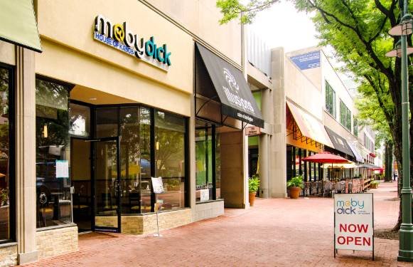 موبی دیک شِرلینگتن | Moby Dick - Shirlington – Persian Restaurant in Arlington, VA
