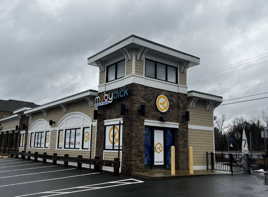 موبی دیک گریت فالز | Moby Dick - Great Falls – Persian Restaurant