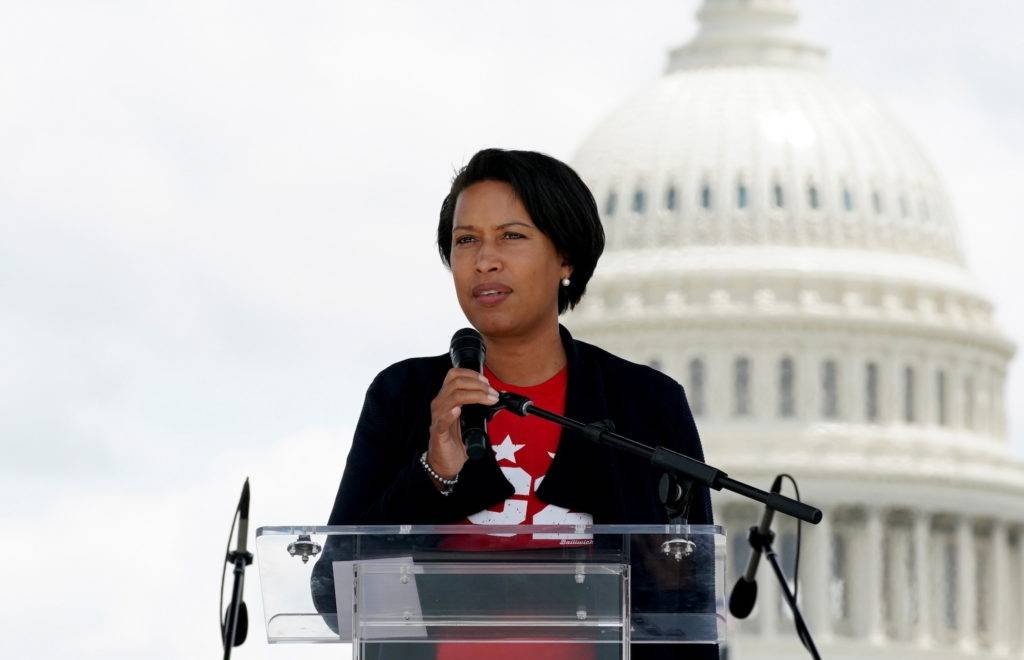 پایان یک دوره در DC؛ Muriel Bowser از رقابت شهرداری کنار کشید